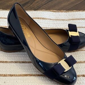 Salvador Ferragamo Varina blue patent leather flats